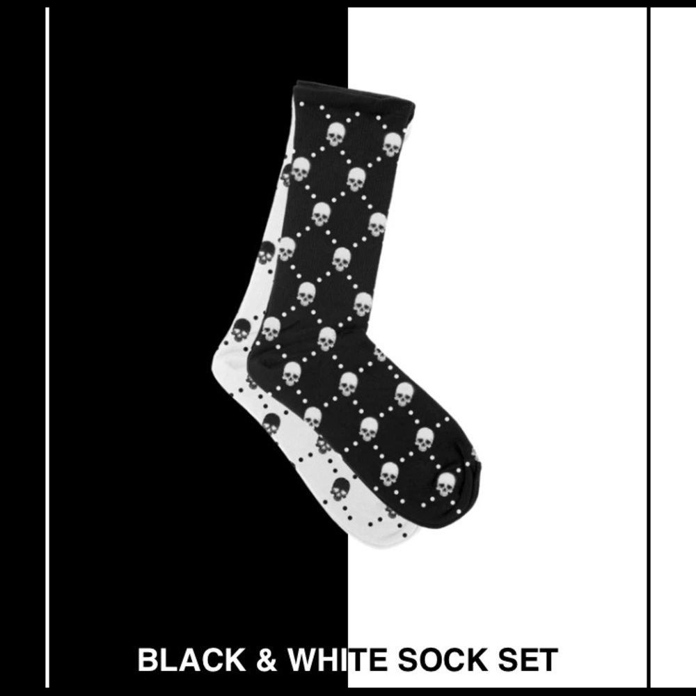 Unus Annus Black/White Socks set